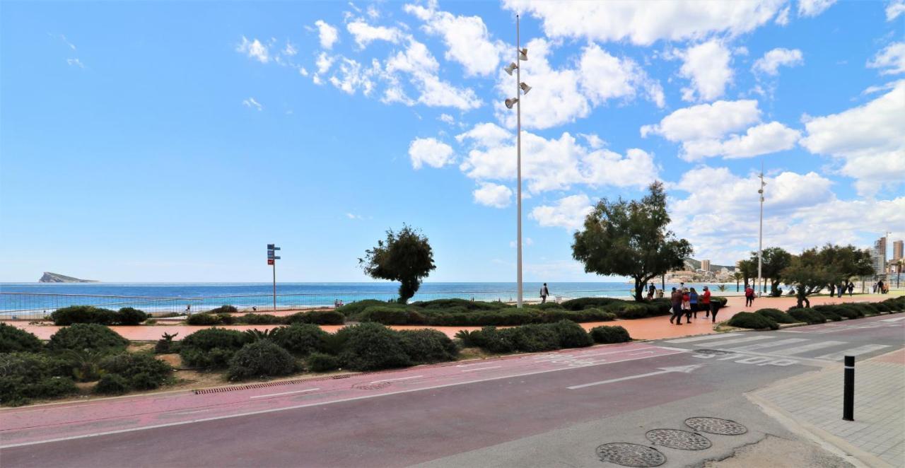 Sunset Waves Deluxe Apartments Poniente Beach Resort Benidorm Exterior photo